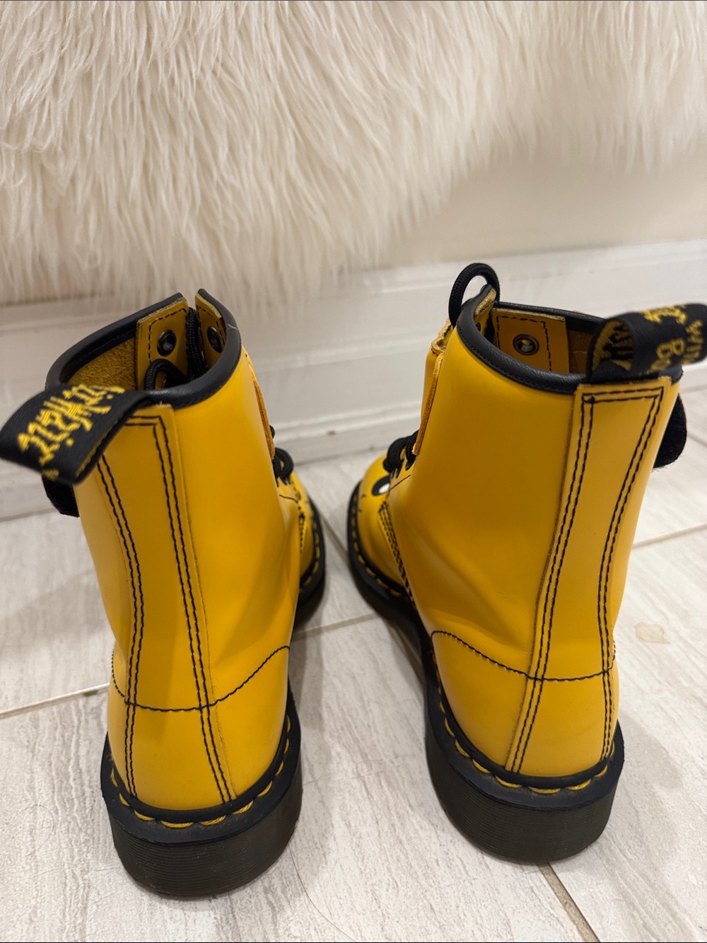 Dr. Martens Lace Up Boots Jake The Dog Collab - Picture 3 of 10